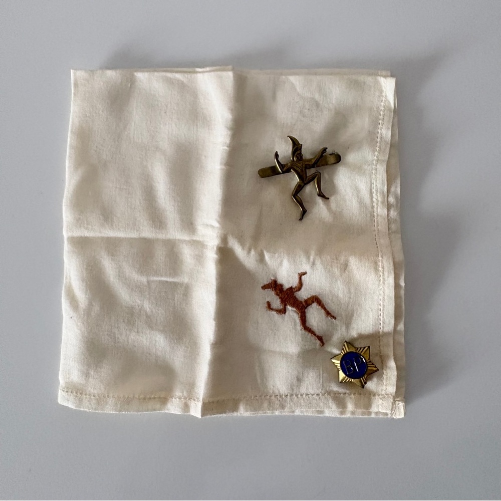 Vintage Brownies Girl Guides Baden-Powell Pins Handkerchief Memorabilia